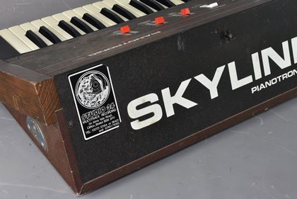various-Skyline Pianotronic 61 ultra-rare!
